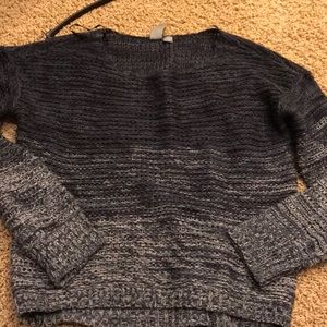 Women’s sweater.